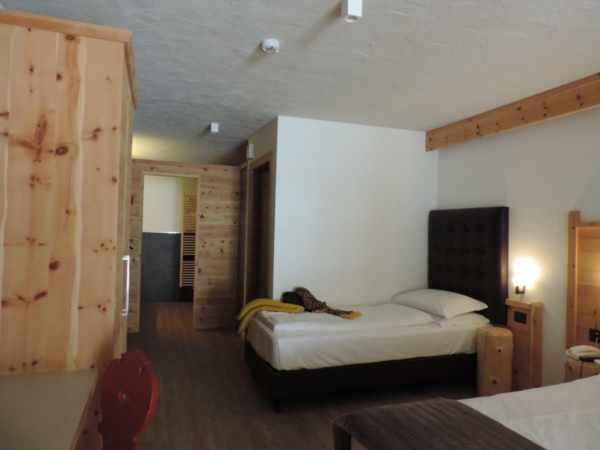 Hotel Scoiattolo Tesero Esterno foto